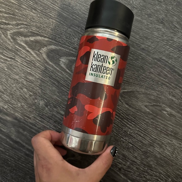 Bape x Klean Kanteen Red Camo Insulated Thermos Bottle - Picture 1 of 7